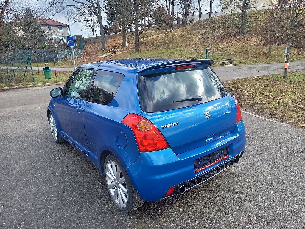 Suzuki Swift, 1.6i 92kw klima+Alu.kola - fotka 4