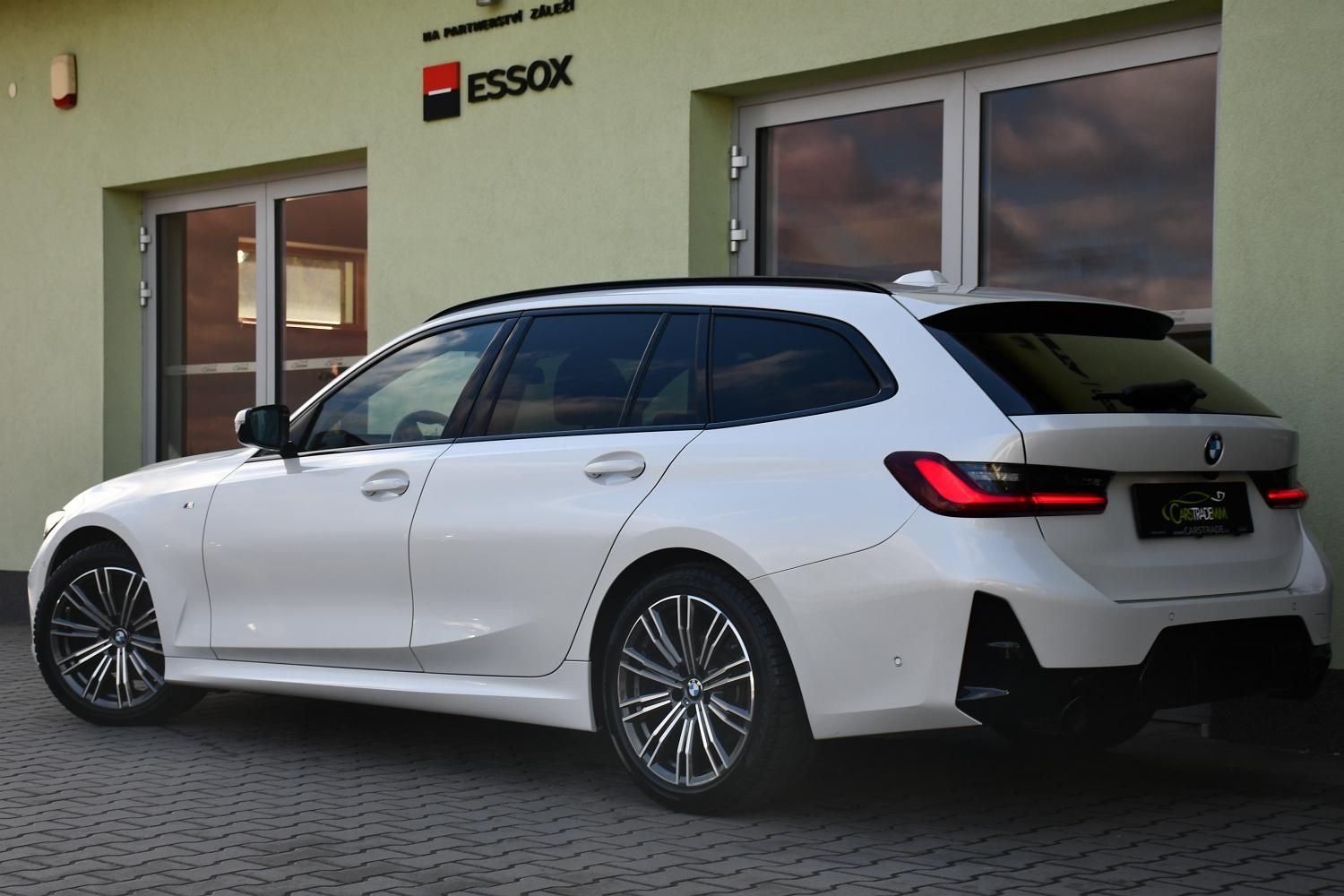BMW Řada 3, 320d xD M-SPORT 3LZÁRUKA ČR 1M - fotka 3