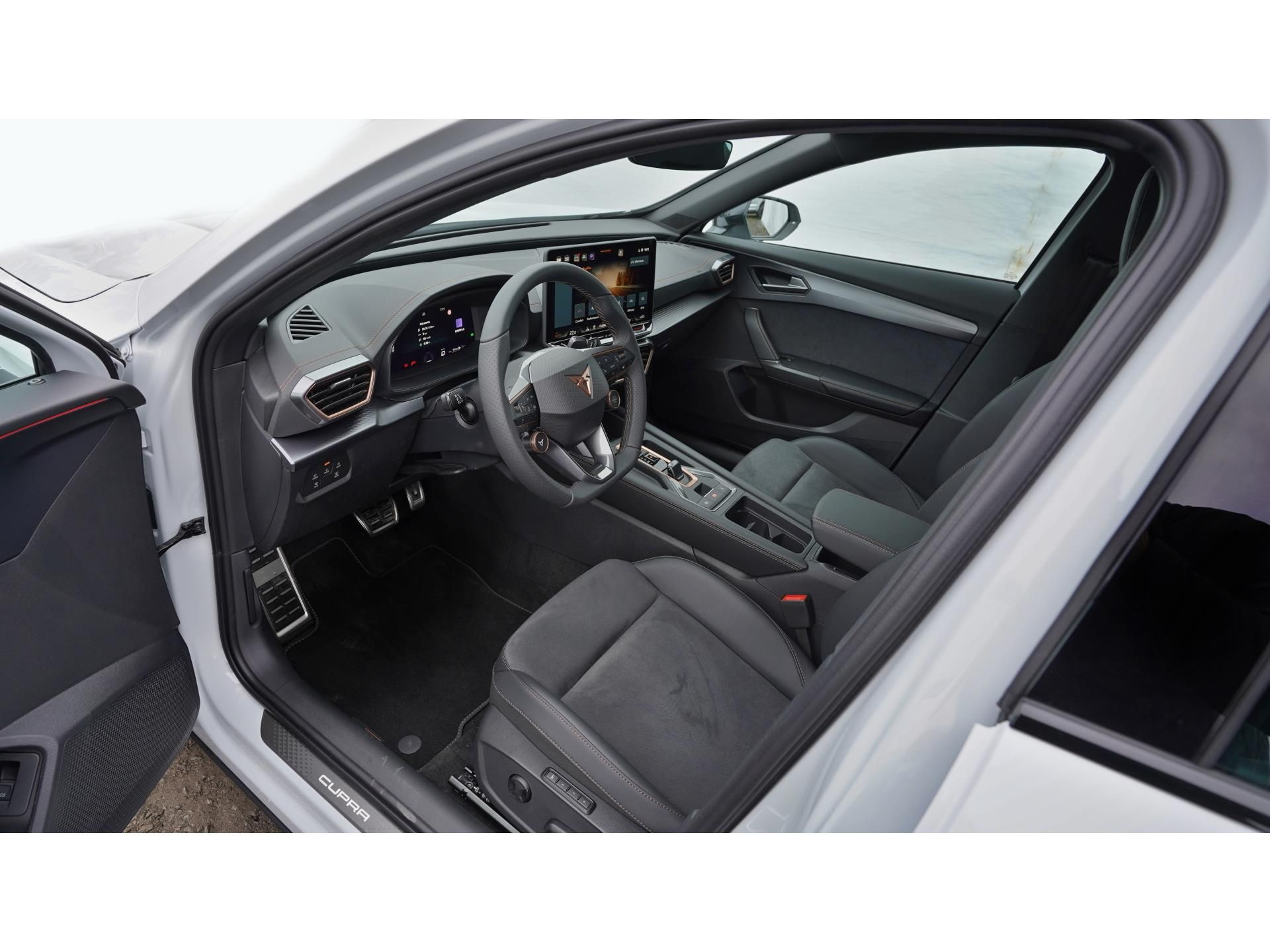 Cupra Formentor, 2.0 TSI / 245 kW VZ - fotka 6