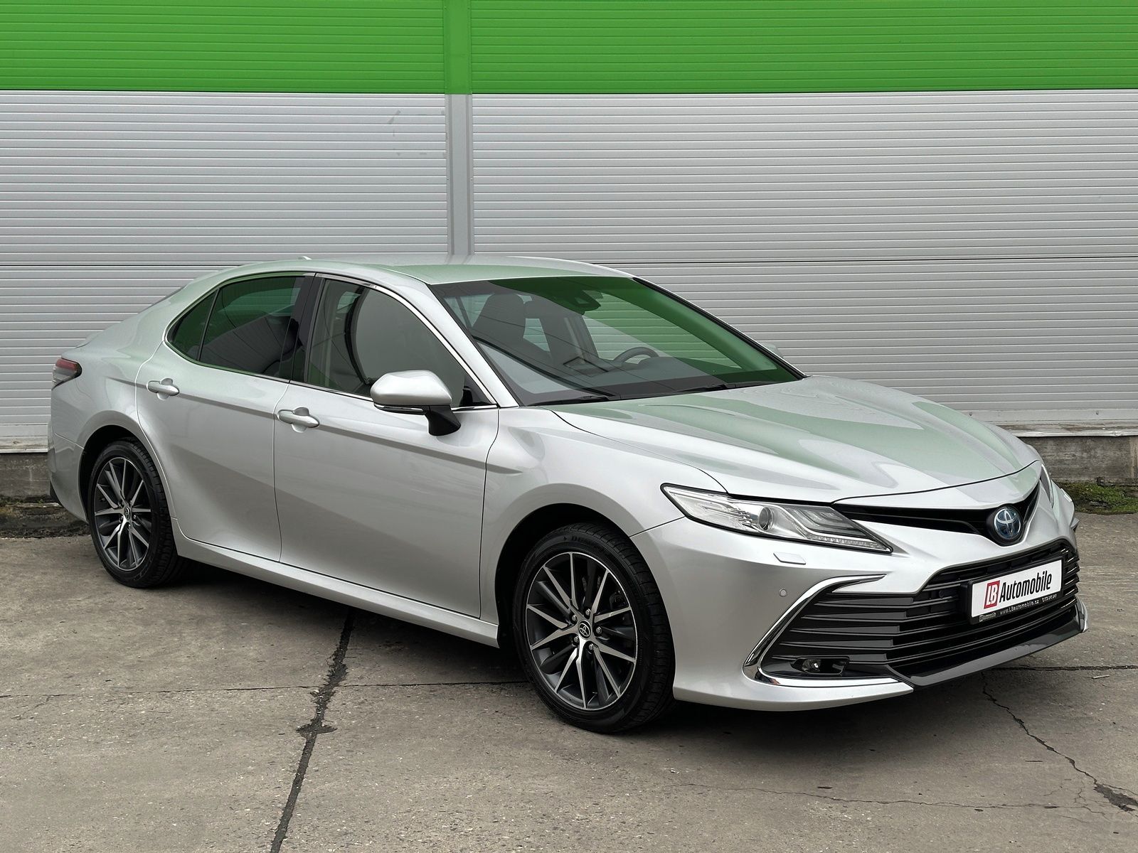 Toyota Camry, 2.5 Hybrid AT Executive NAVI - fotka 3