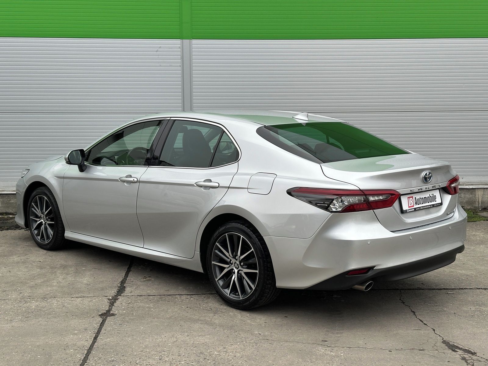 Toyota Camry, 2.5 Hybrid AT Executive NAVI - fotka 6