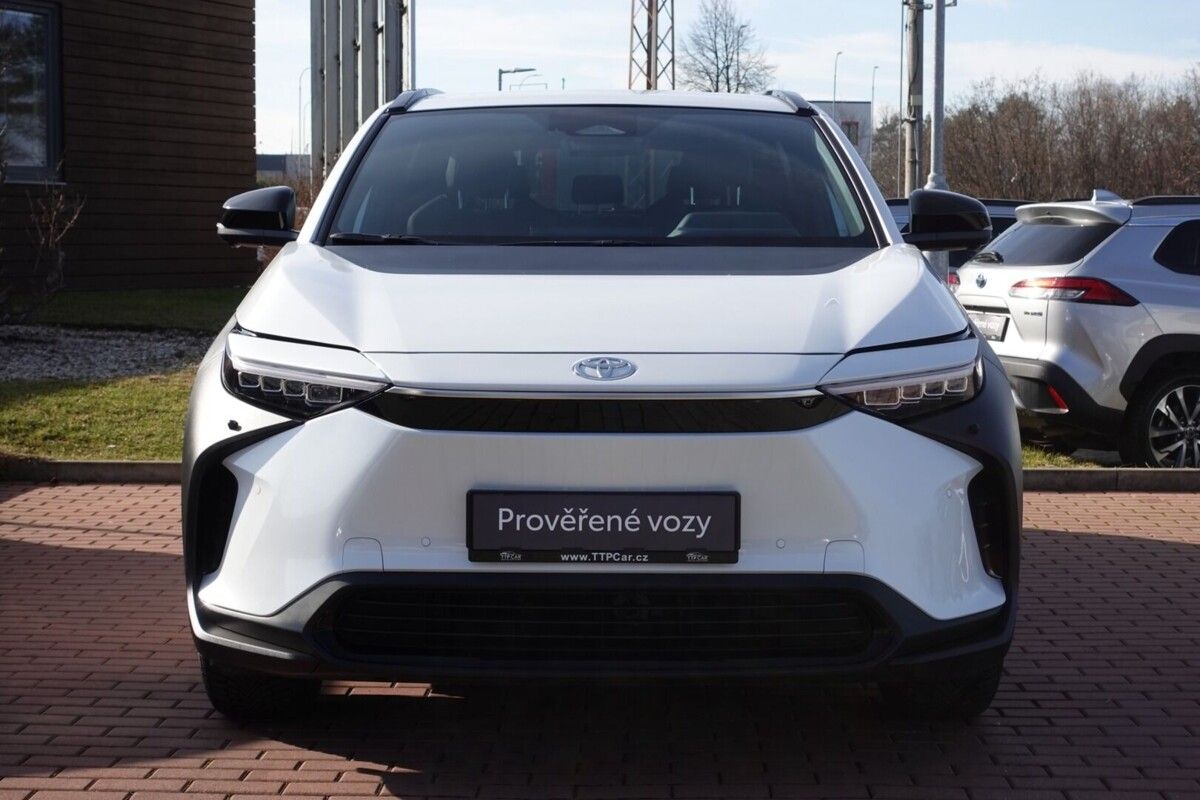 Toyota bZ4X, Prestige FWD - druhá sada komp - fotka 2