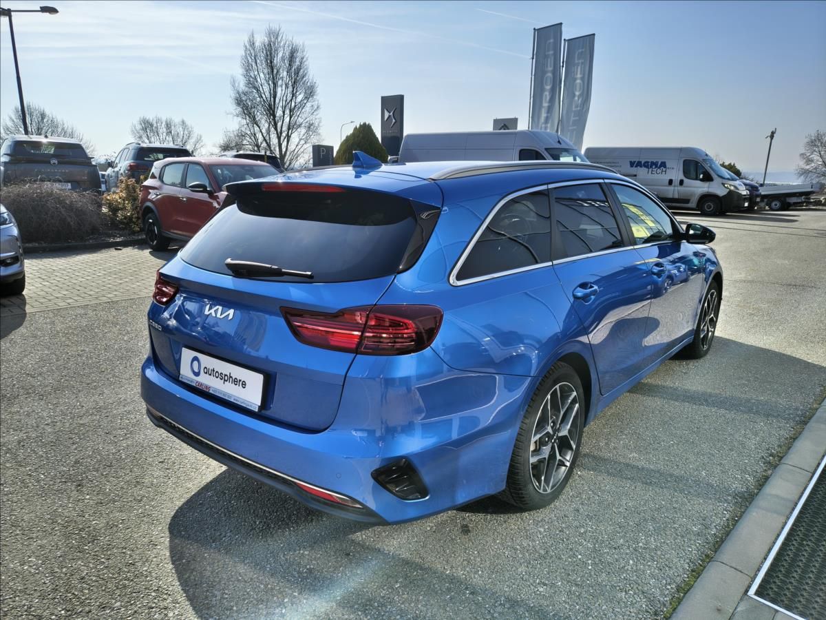 Kia Cee´d, 1,5 T-GDi 118kw  TOP - fotka 3