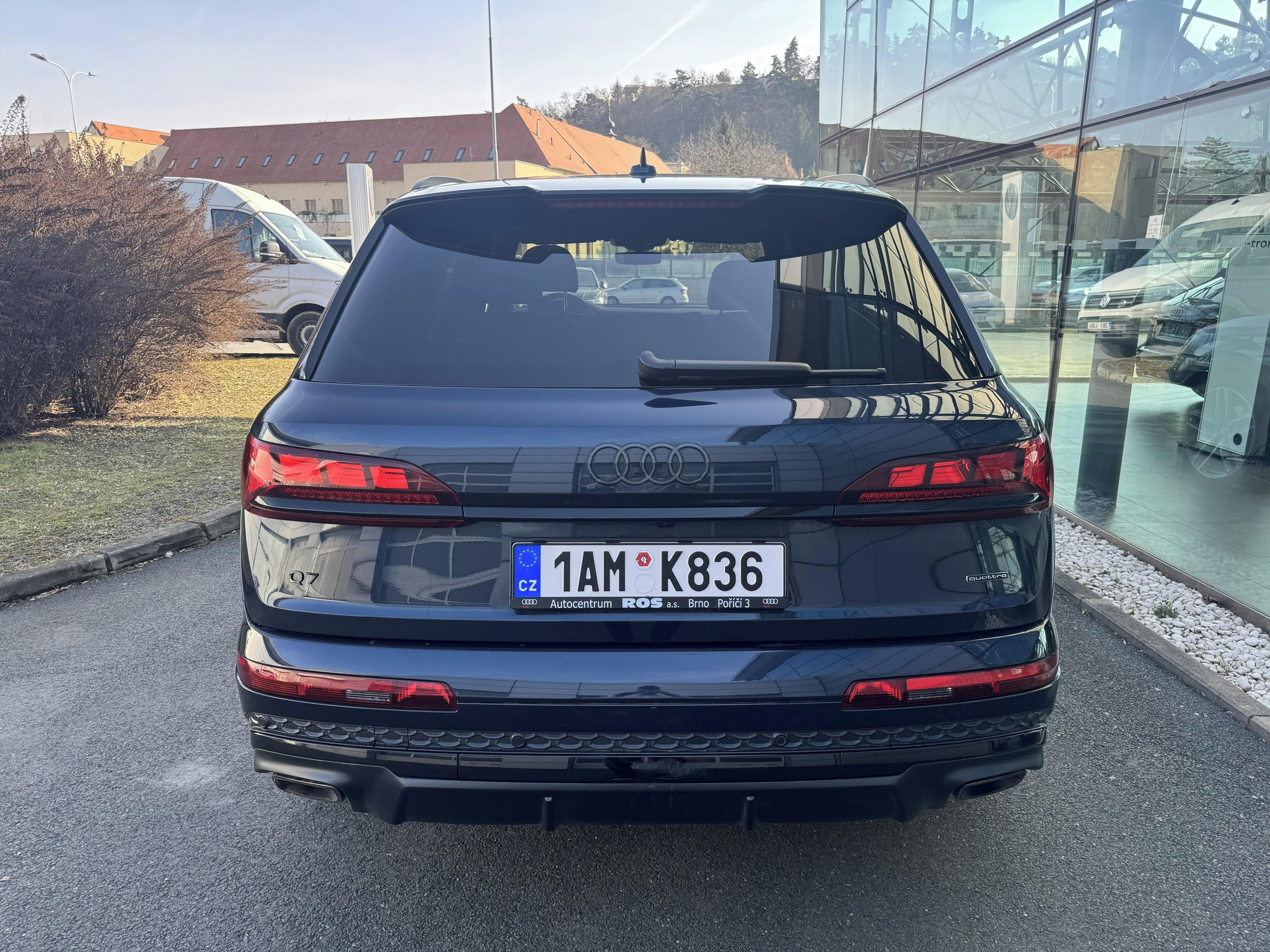 Audi Q7, S-line 50TDI 210kW quattro - fotka 4