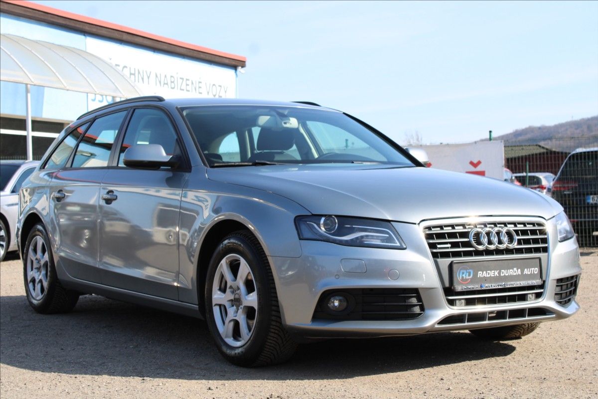 Audi A4, 1,8 TFSI  NOVÉ V ČR,4x4 - fotka 3
