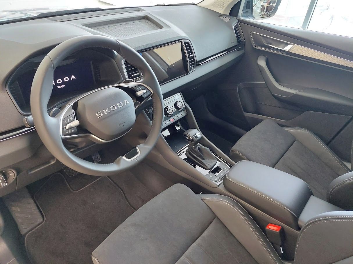 Škoda Karoq, 130 let PREMIUM 2,0TDI 110kW - fotka 6