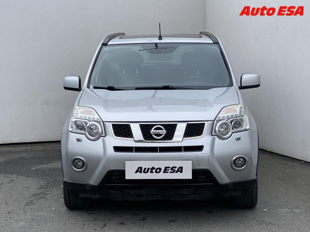 Nissan X-Trail, 2.0 dCi 4x4,AT,xenon - fotka 2