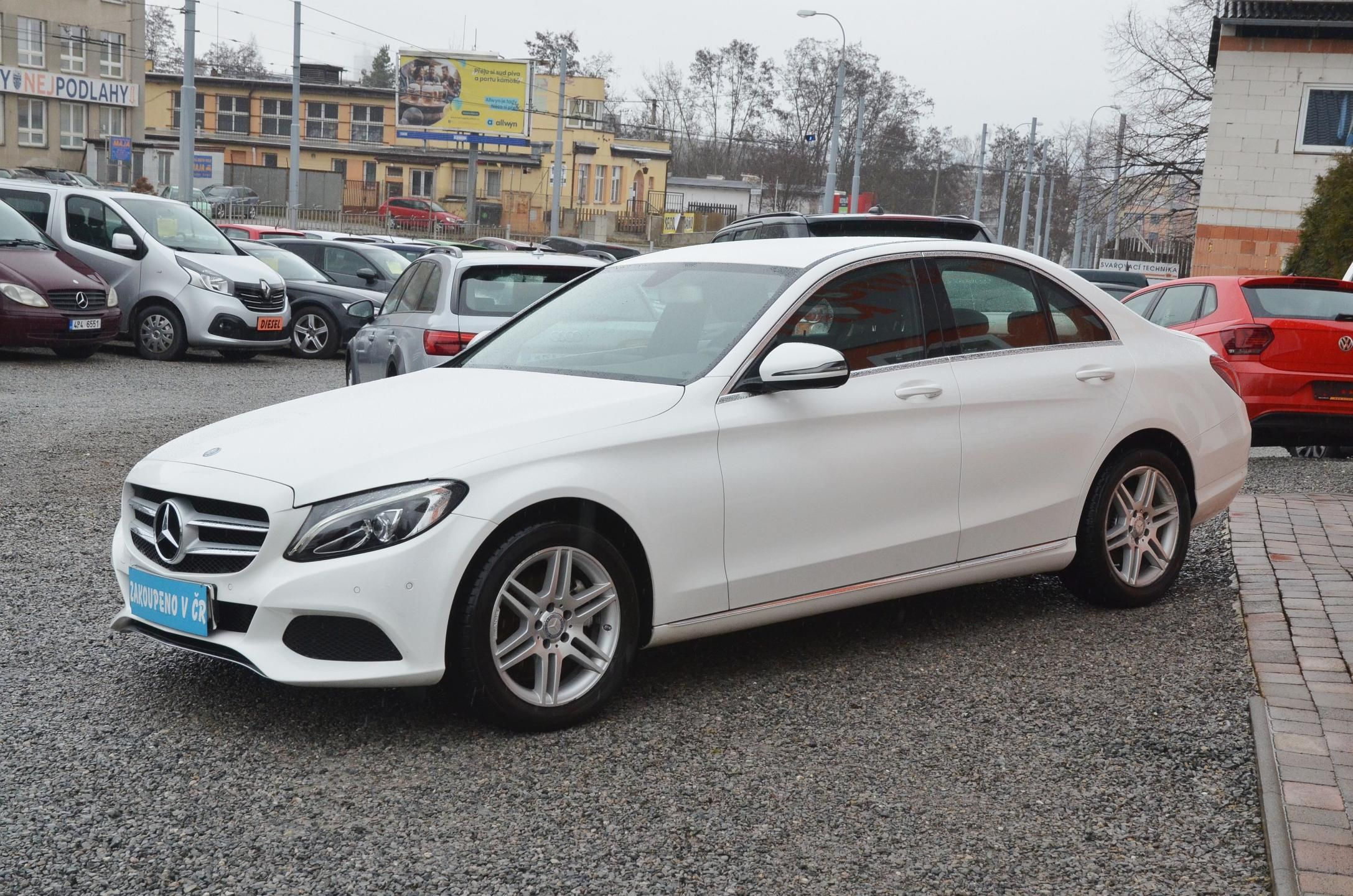 Mercedes-Benz Třídy C, C 220d AUTOMAT / ČR / LED - fotka 3