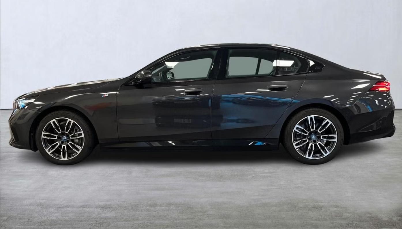 BMW i5, xDrive40 M-Sport Kam Ambient - fotka 3