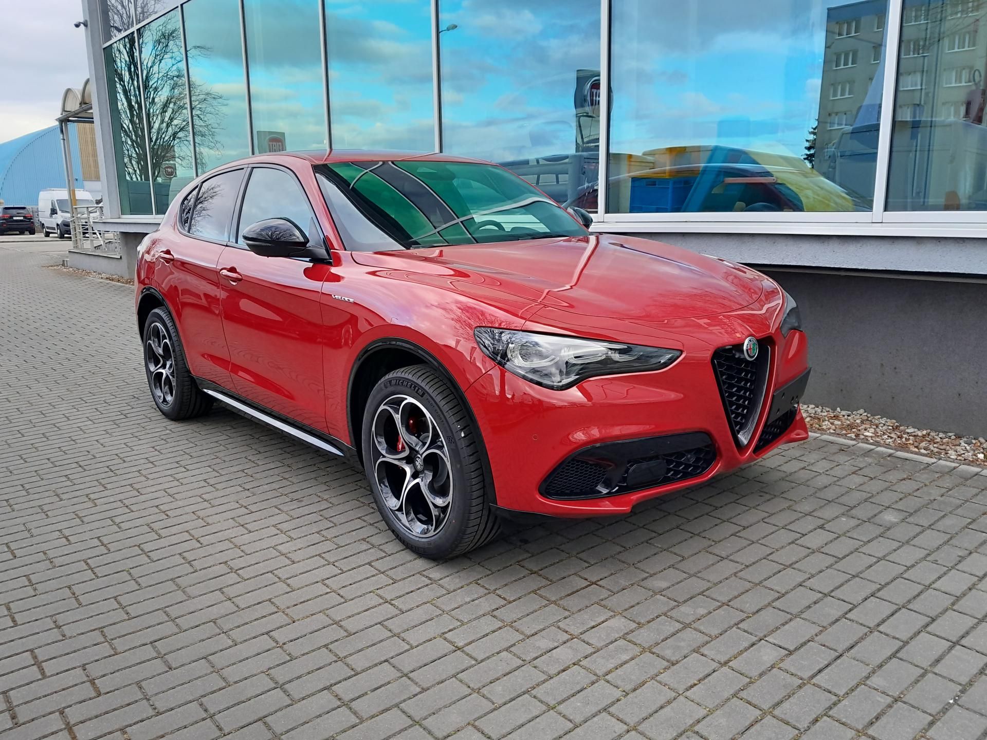 Alfa Romeo Stelvio, Veloce 4x4 2,0 280PS