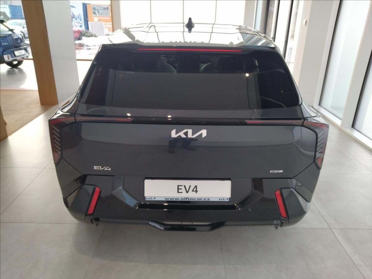 Kia EV4, GT-LINE 150 KW + 81,4 kWh - fotka 6