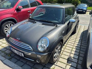 1.6 85kW – Limitovaný interiér