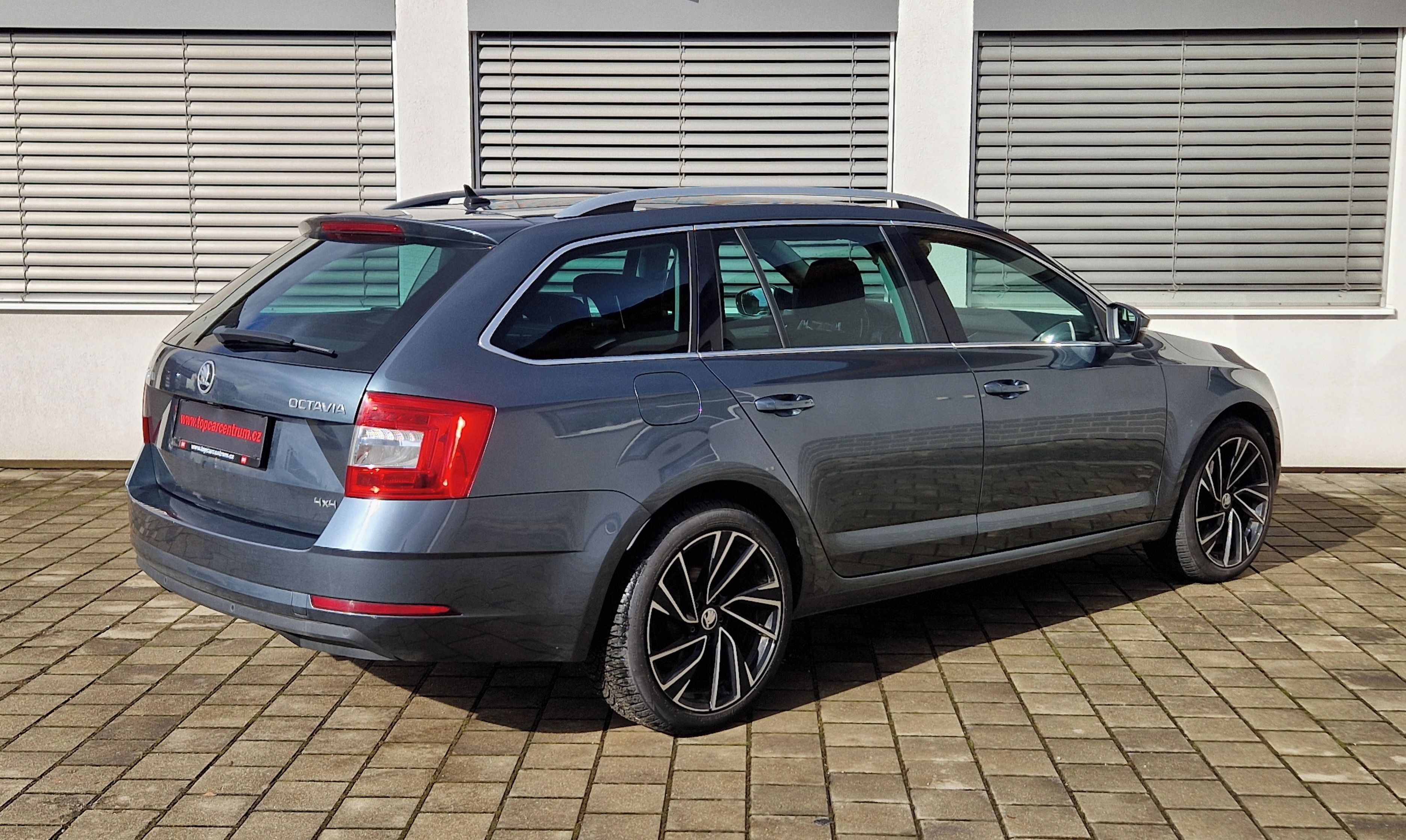 Škoda Octavia, 2.0 TDI,135 kW,4x4, nez.topení - fotka 5
