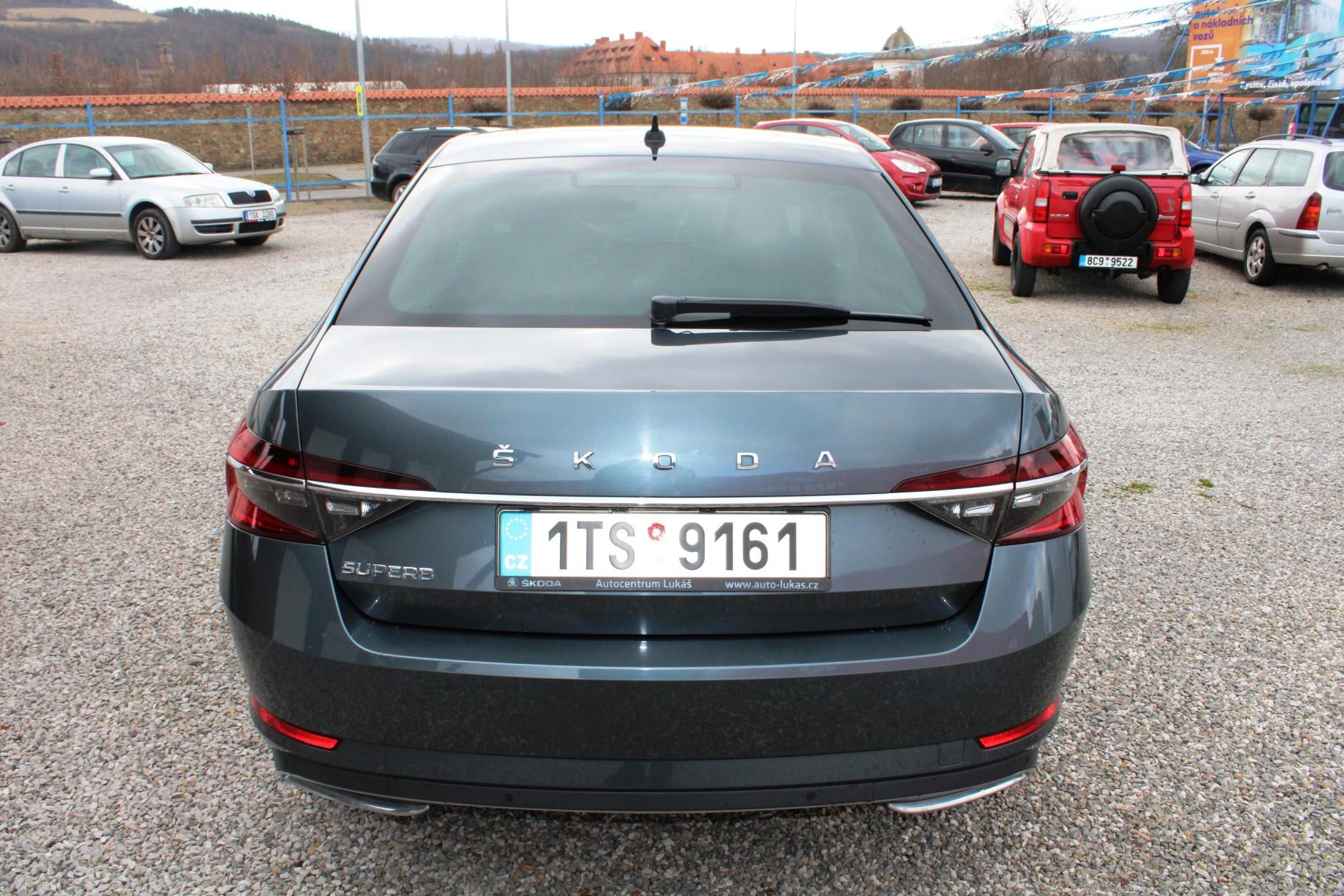 Škoda Superb, 2,0TDI LAURIN & KLEMENT  LED - fotka 6