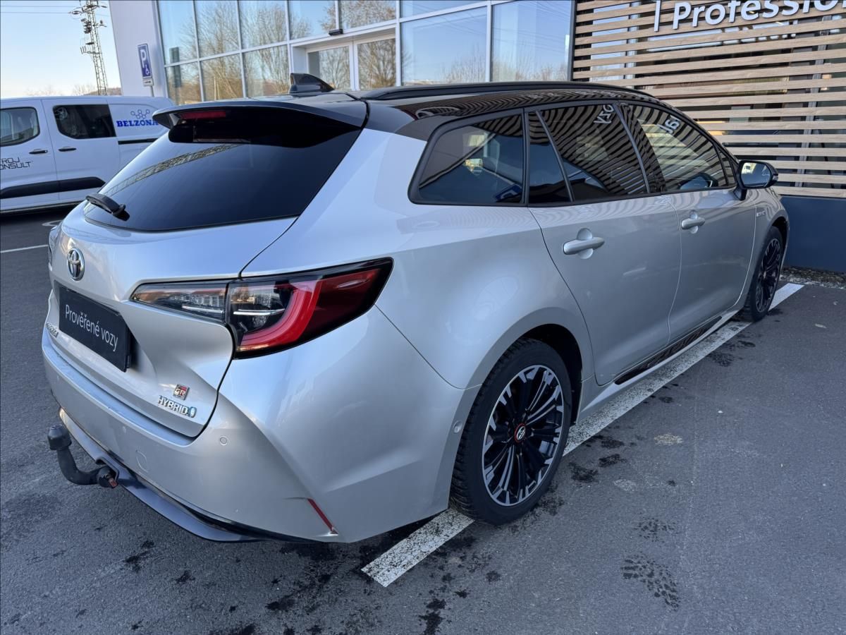 Toyota Corolla, 1,8 GR SPORT DYNAMIC - fotka 2