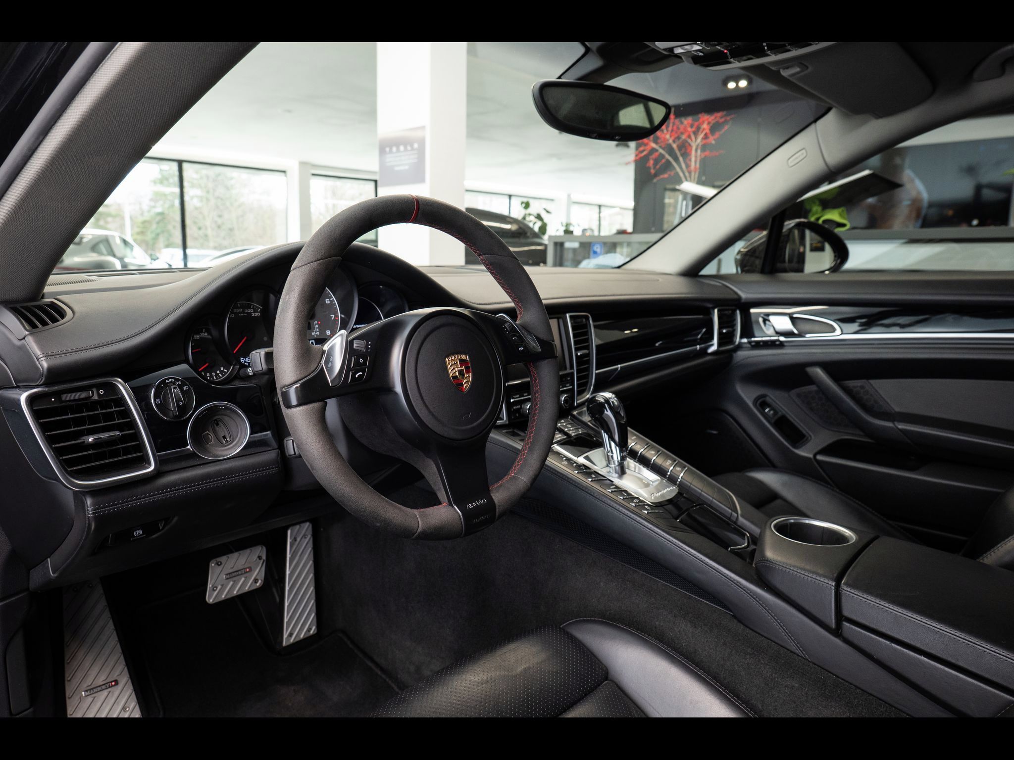 Porsche Panamera - fotka 5
