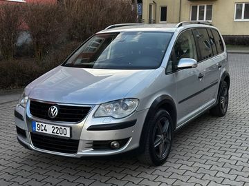 Cross 2.0TDI Webasto Navigace