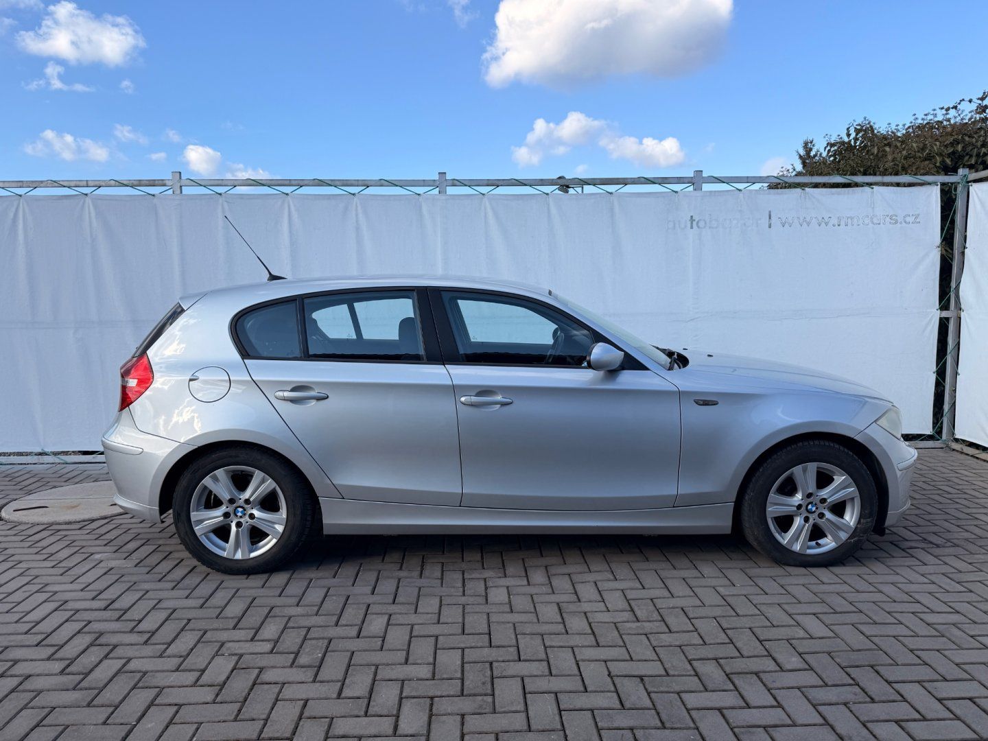 BMW Řada 1, 2.0 125kW*STK 02/28*AC*SENZORY - fotka 6