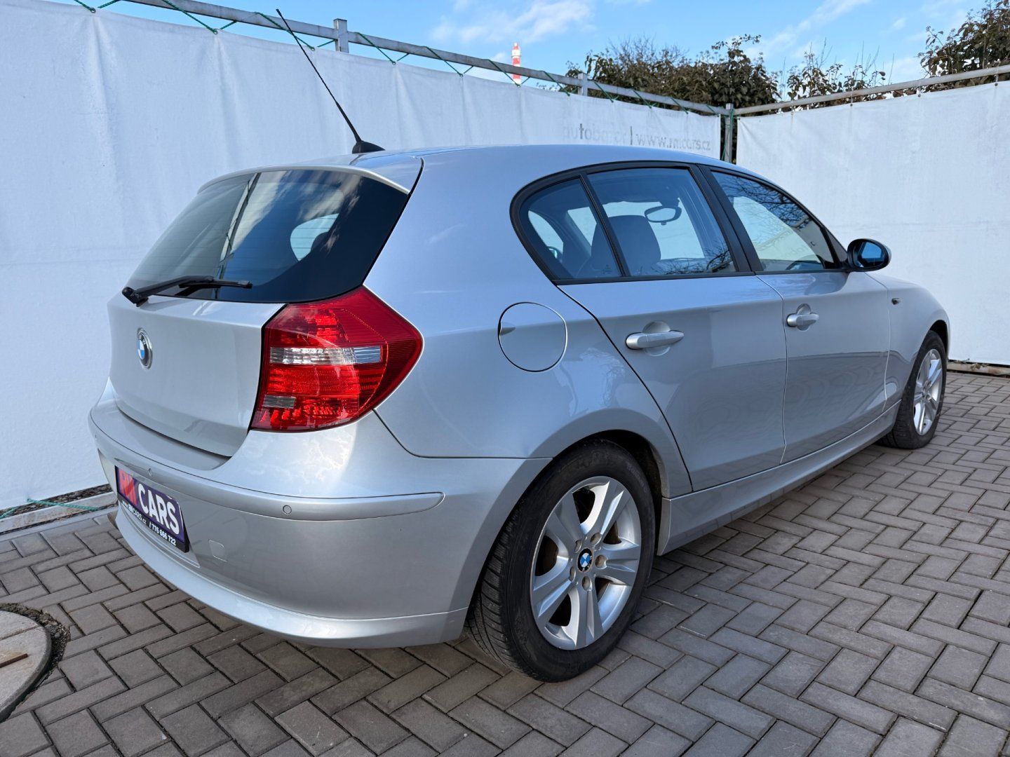 BMW Řada 1, 2.0 125kW*STK 02/28*AC*SENZORY - fotka 4