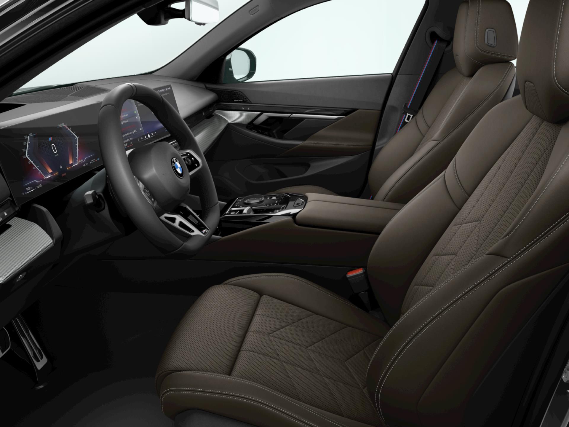 BMW Řada 5, 520d xDrive Sedan - fotka 4