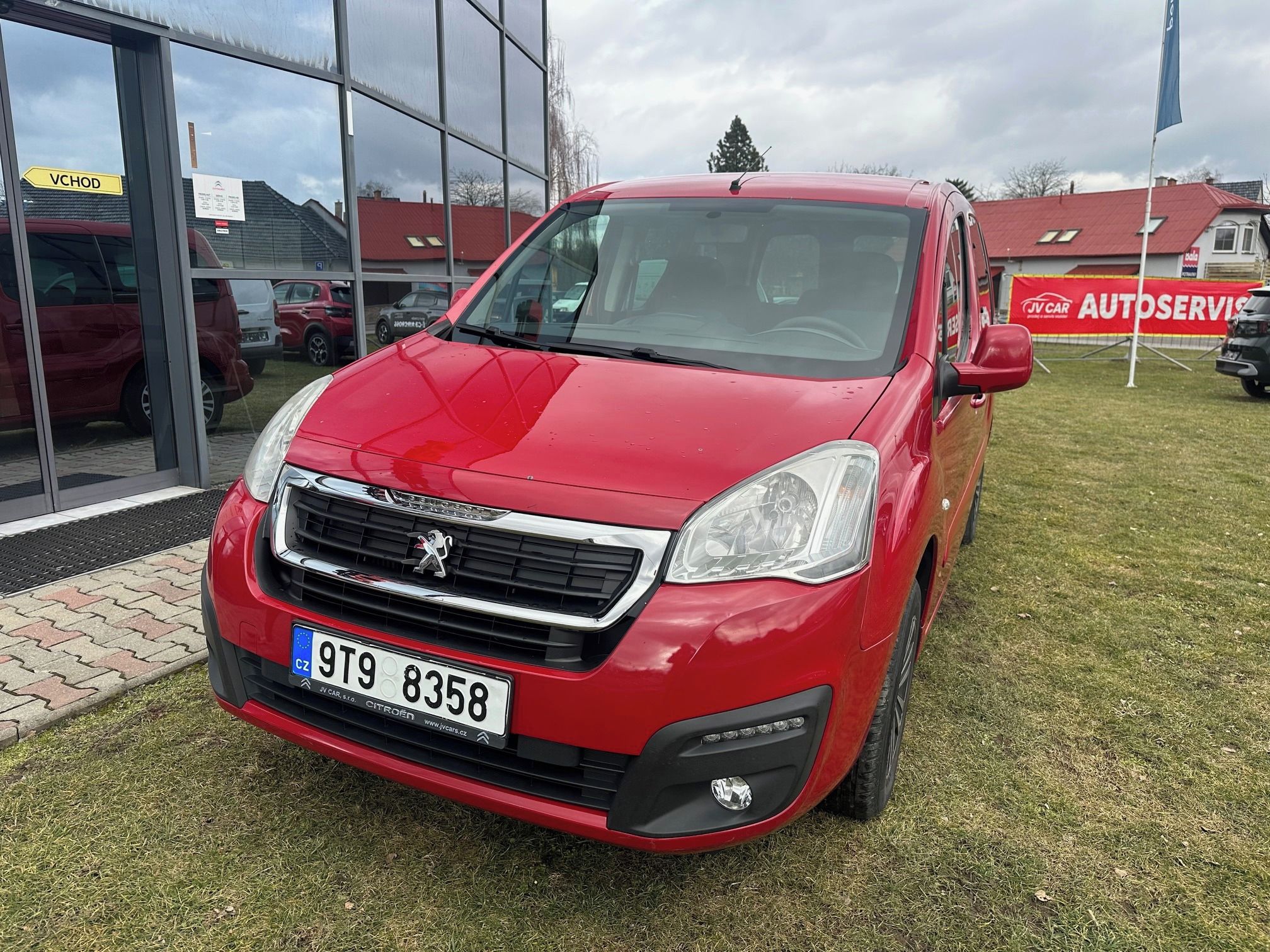 Peugeot Partner, 1.6 HDi, 5 míst - fotka 3