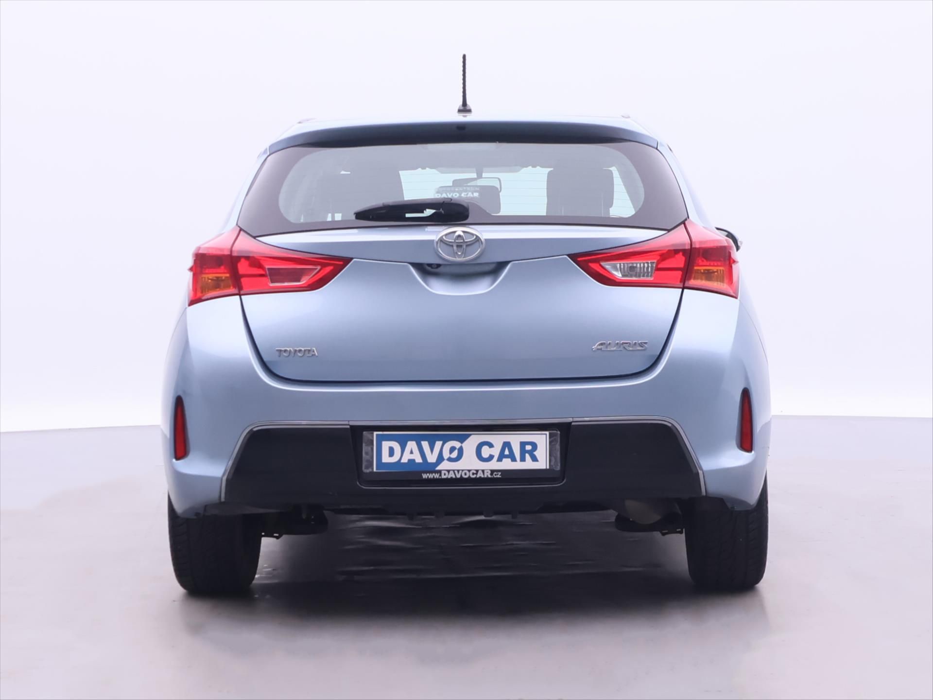 Toyota Auris, 1,3 Dual VVT-i 73kW Klima CZ - fotka 6