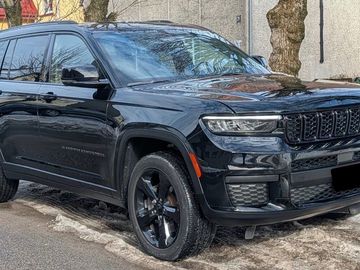3.6L Laredo Long
