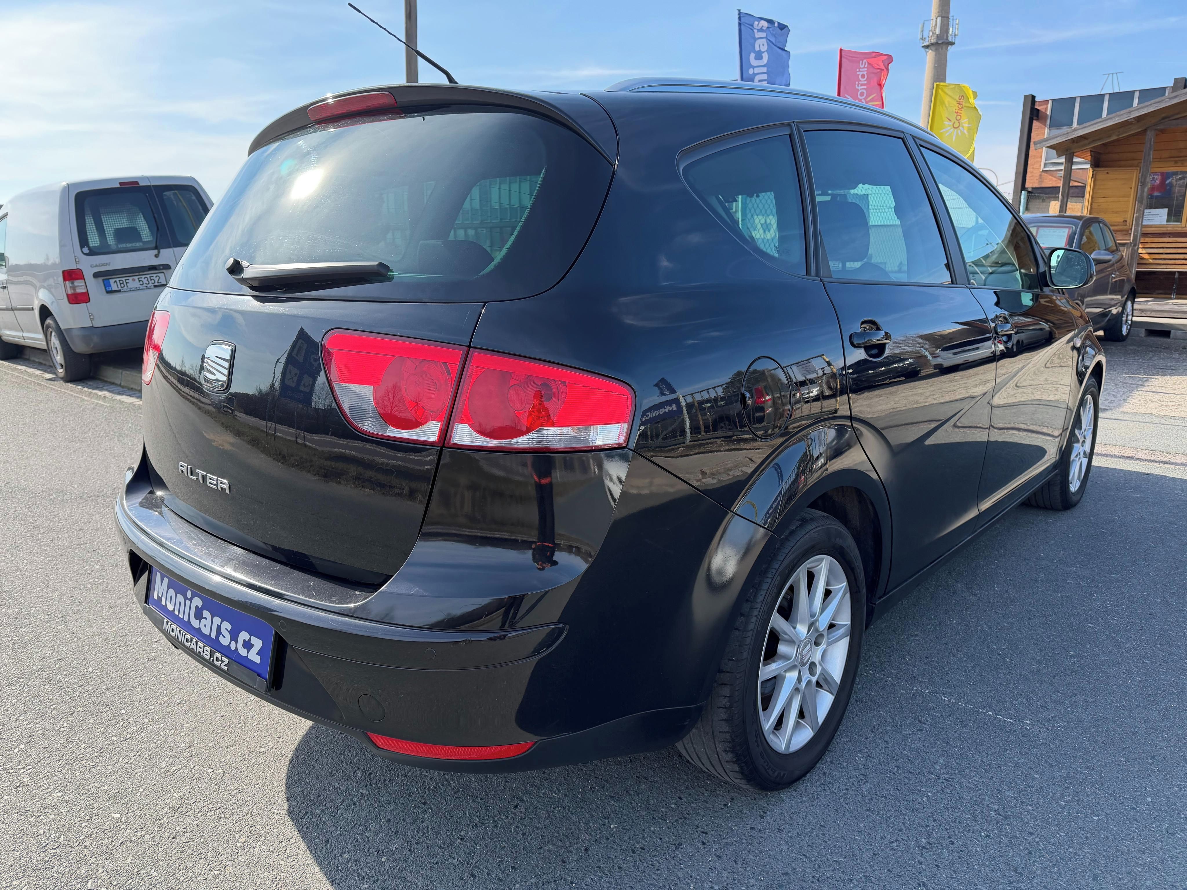 Seat Altea, XL 1.6 TDi 77kW, NAVI. - fotka 5