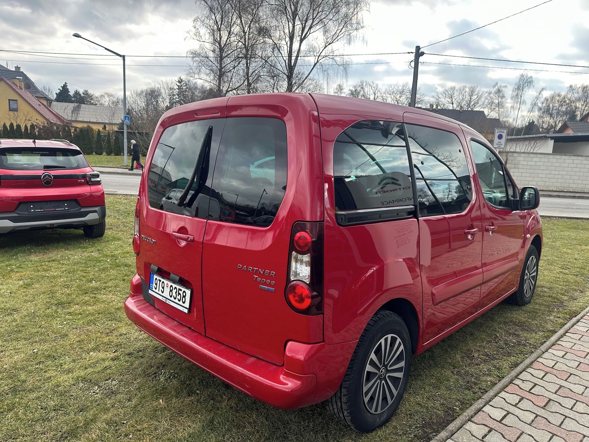 Peugeot Partner, 1.6 HDi, 5 míst - fotka 6