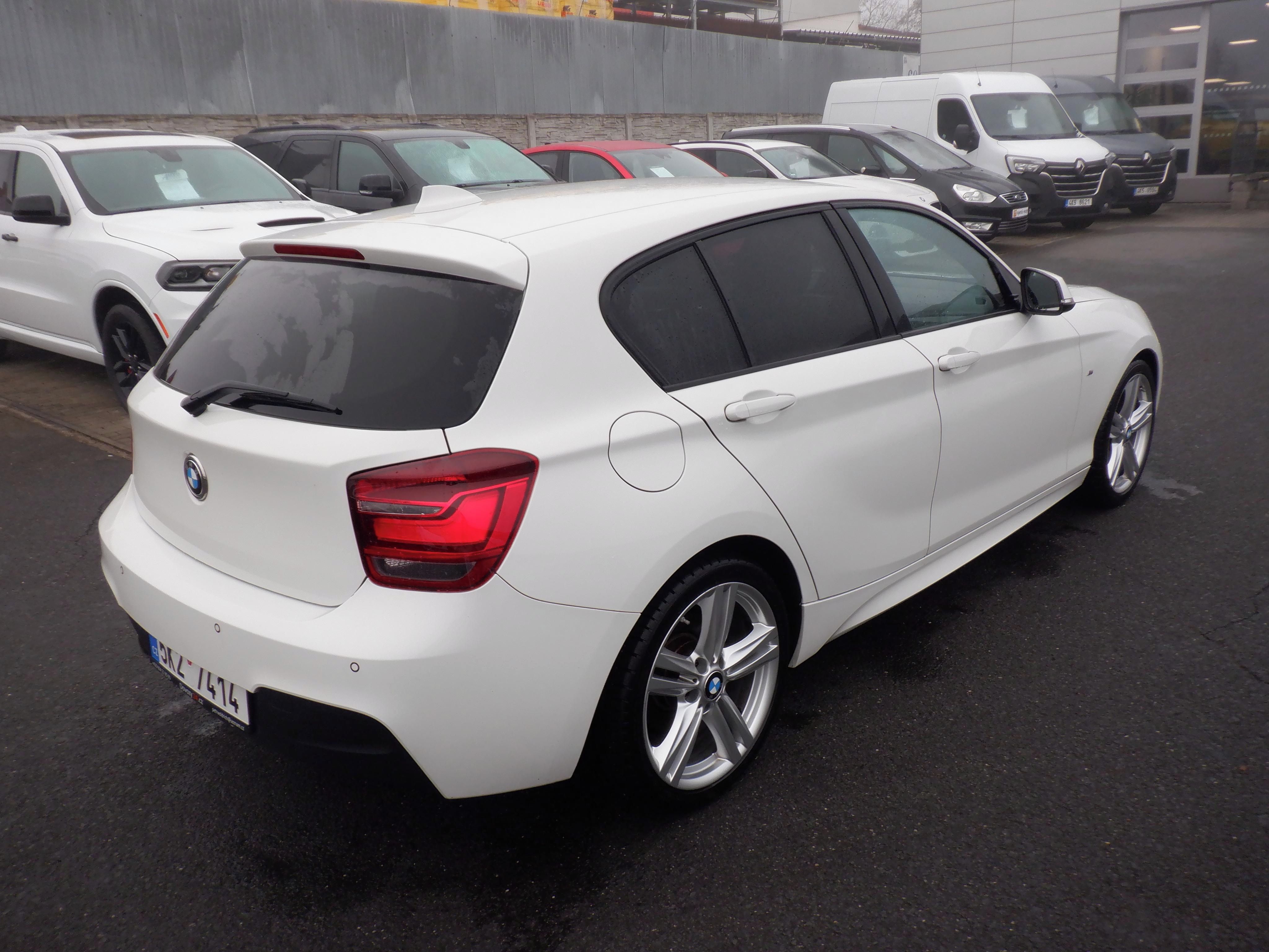 BMW Řada 1, 116d 2.0D M-Paket - fotka 5