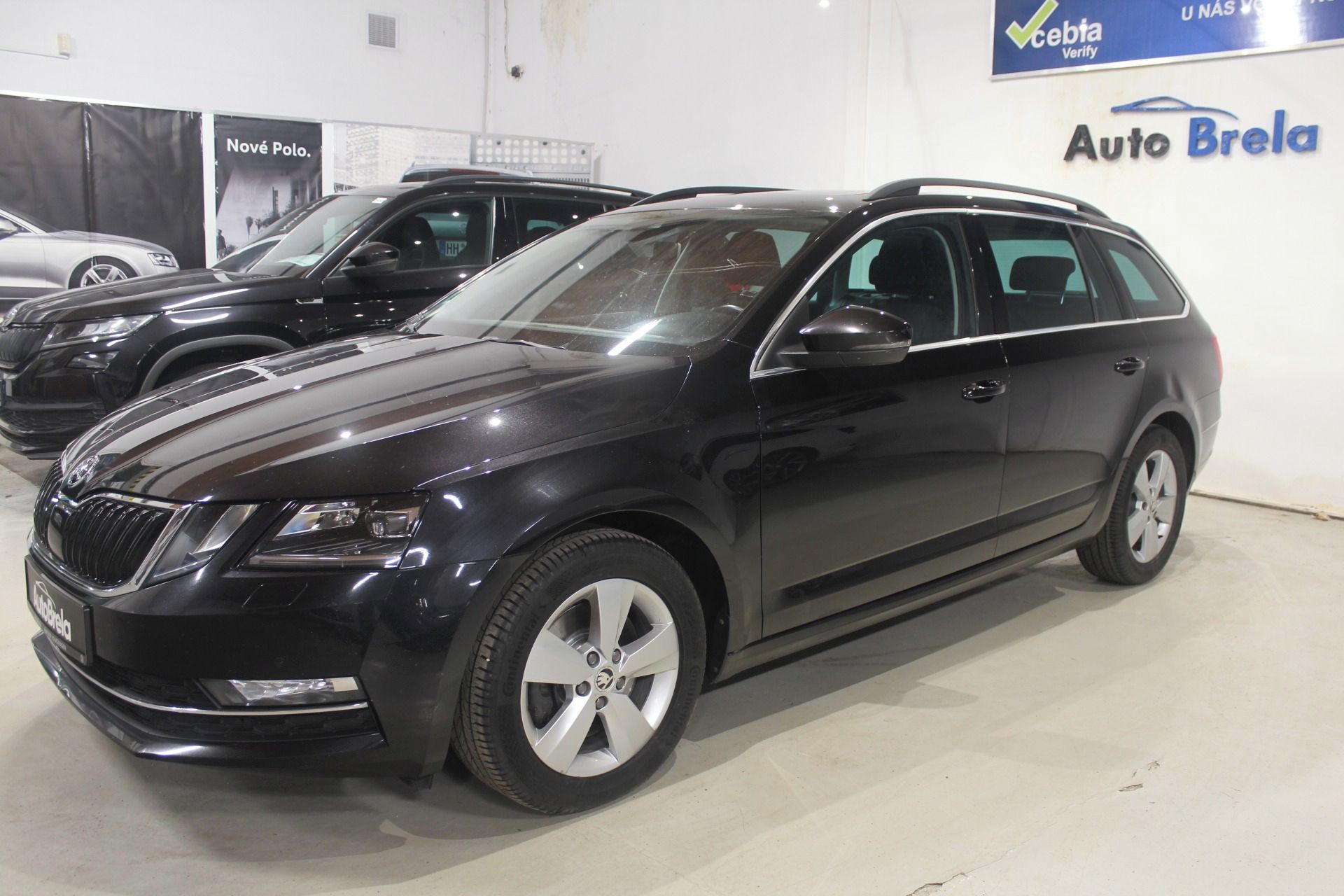 Škoda Octavia, 2.0TDI STYLE+ LED NAVI - fotka 6