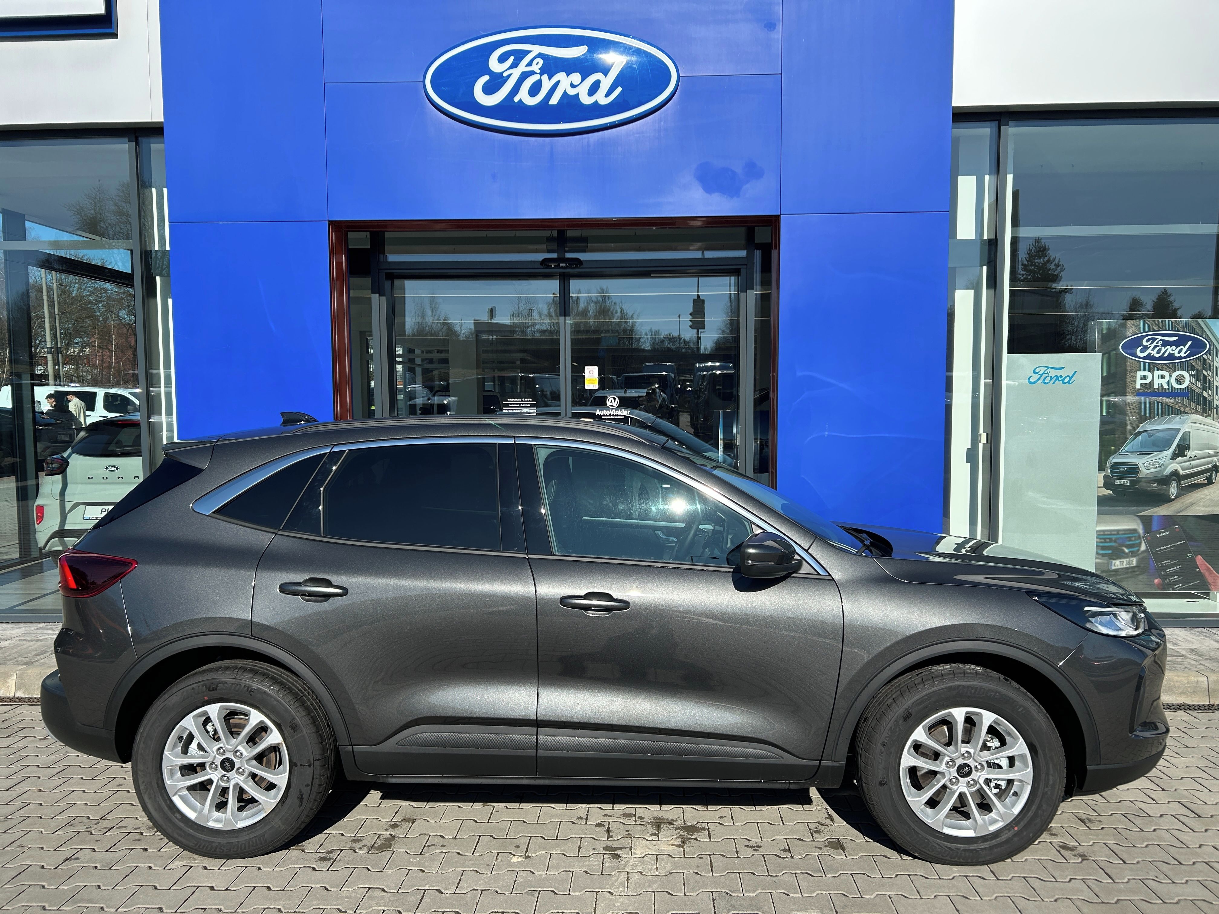 Ford Kuga, 1,5 EcoBoost 137kW Titanium - fotka 3