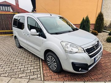 1.6 BLUE-HDI 100 PS Koupeno ČR