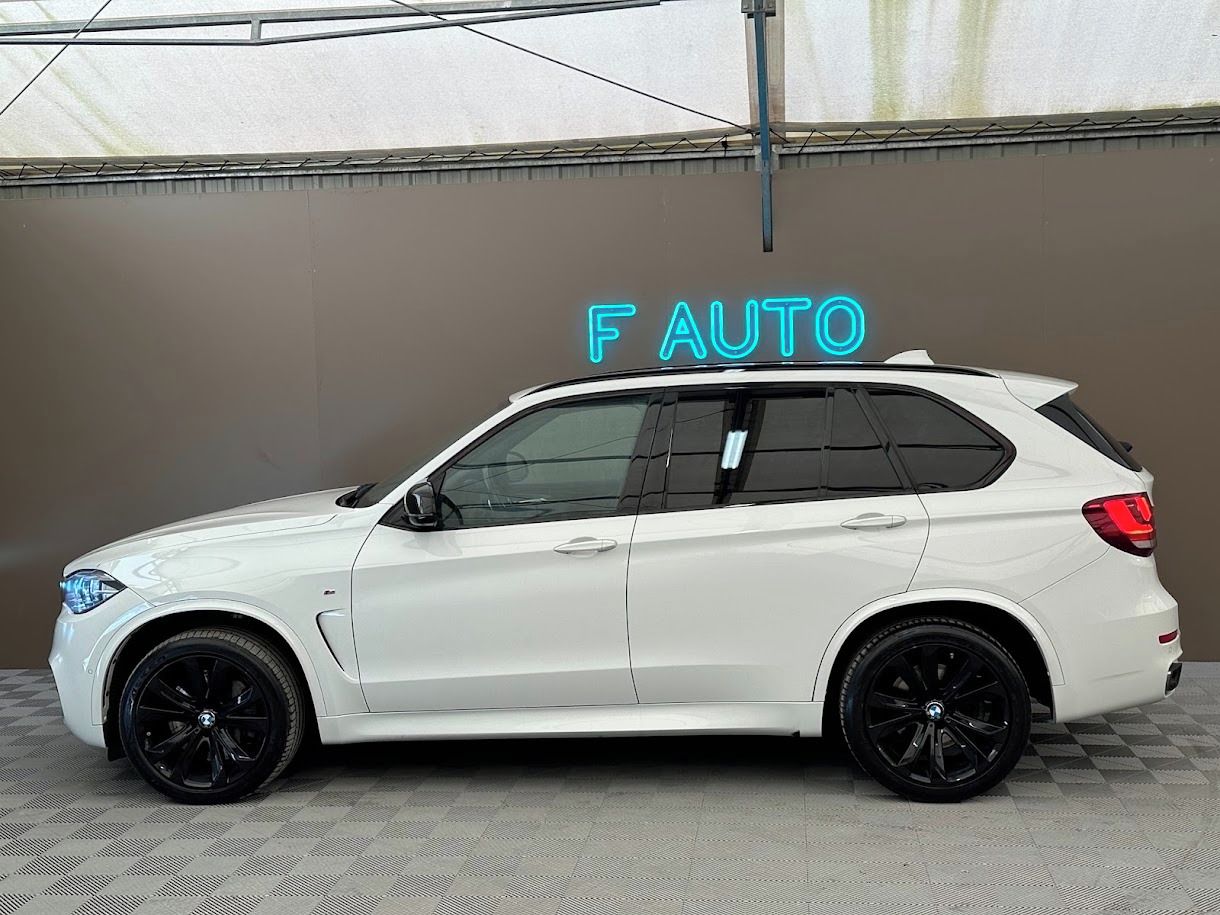 BMW X5, M50I X-Drive Softclose CZ - fotka 5