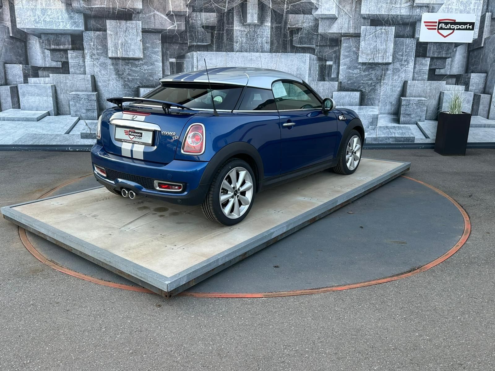 Mini Cooper S, Coupe, 2.0D 105KW - fotka 6