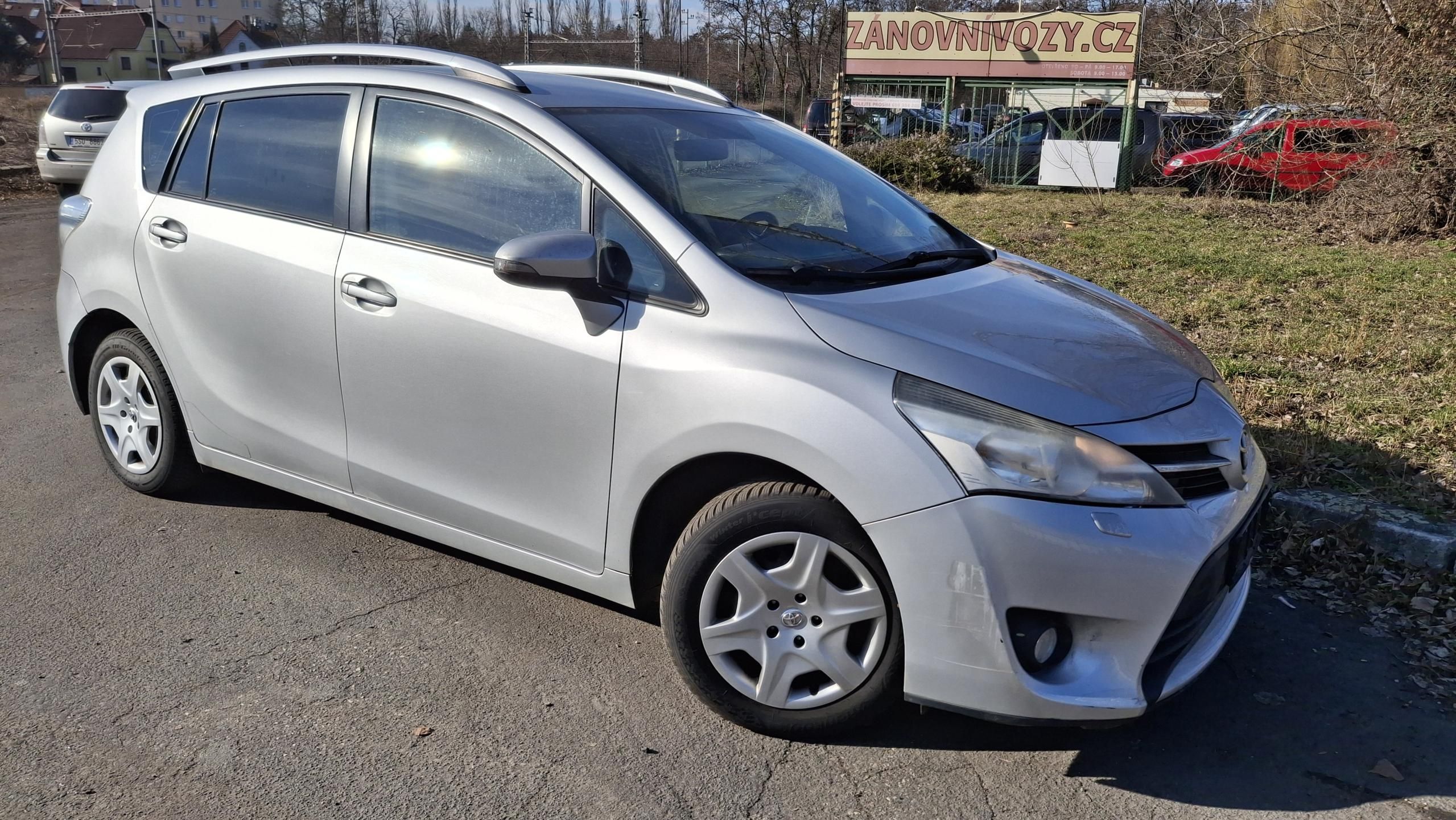 Toyota Verso, 1.6 97 kw Facelit 1. majitel - fotka 2