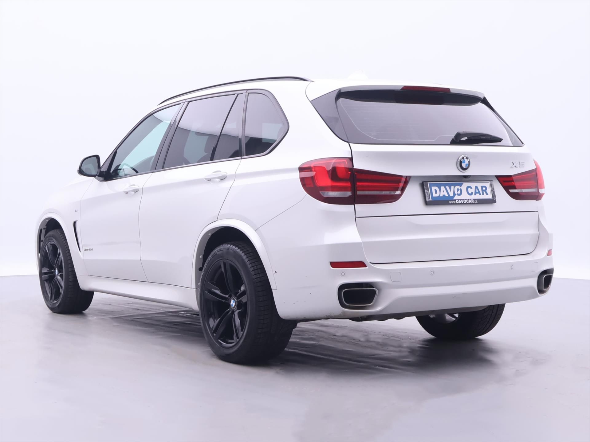 BMW X5, 3,0 40d 230kW xD CZ M Paket DP - fotka 5