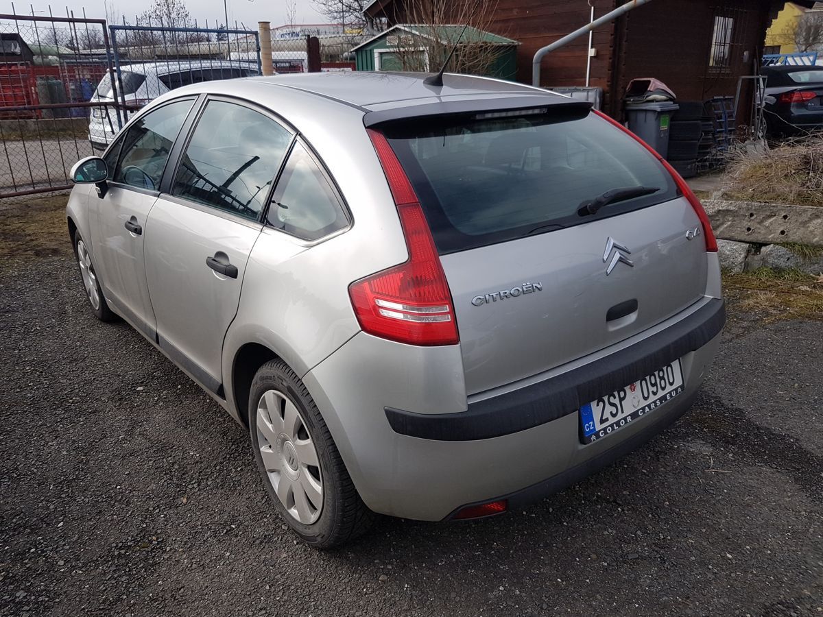 Citroën C4, 1.4i 65KW KLIMA ČR - fotka 4