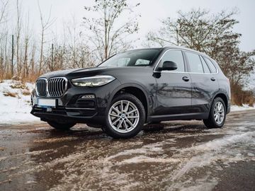 xDrive40i, ČR, XDRIVE, 250 kW