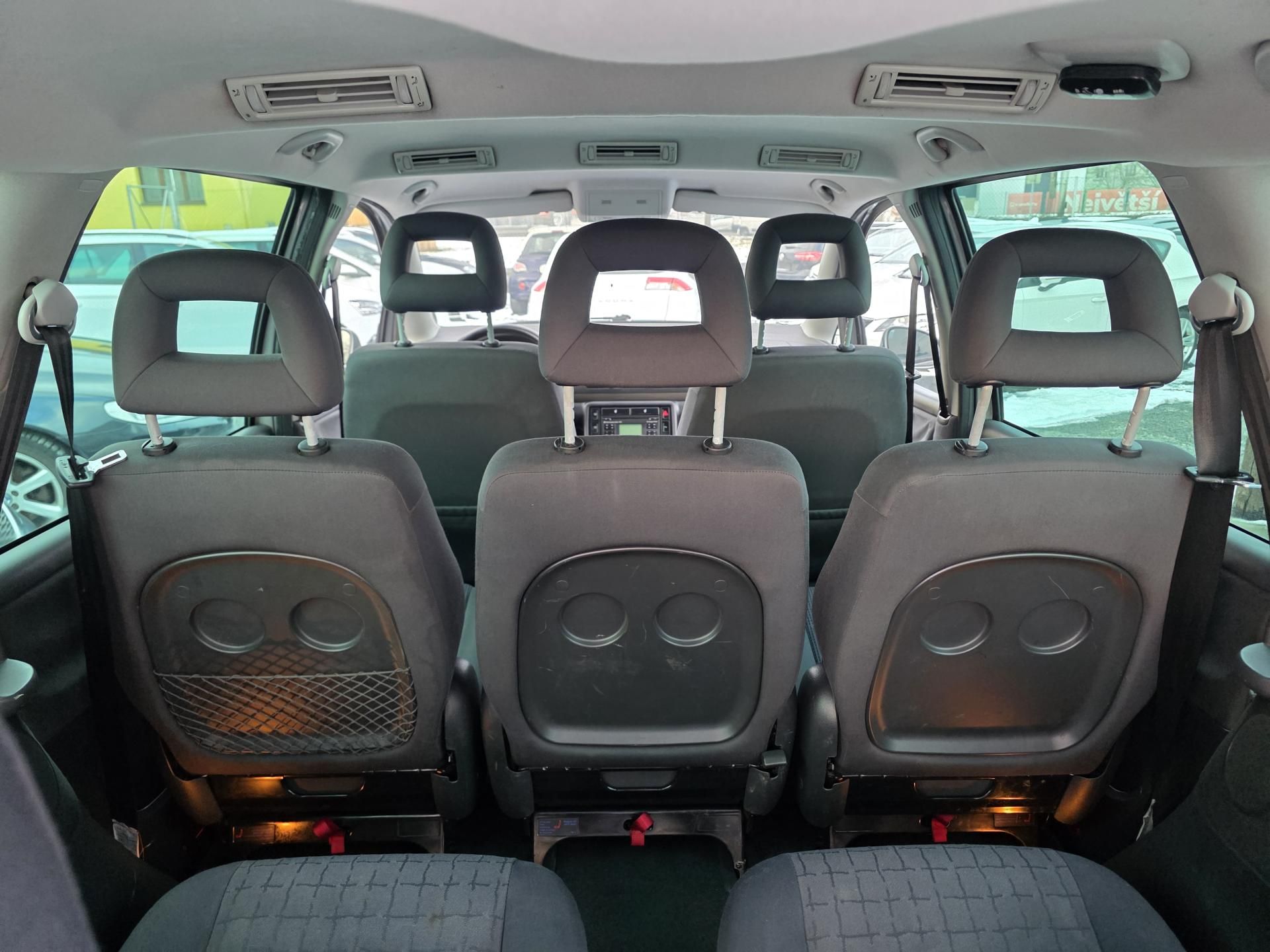 Volkswagen Sharan, 1.9 TDI 7 míst - fotka 6