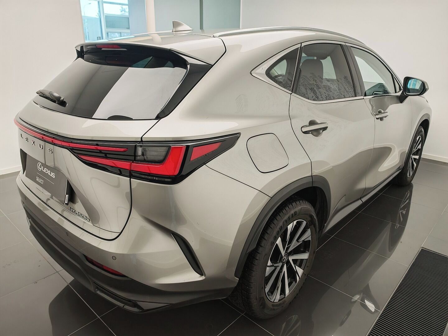 Lexus NX 450h+, 450h+,Executive,4x4, - fotka 4
