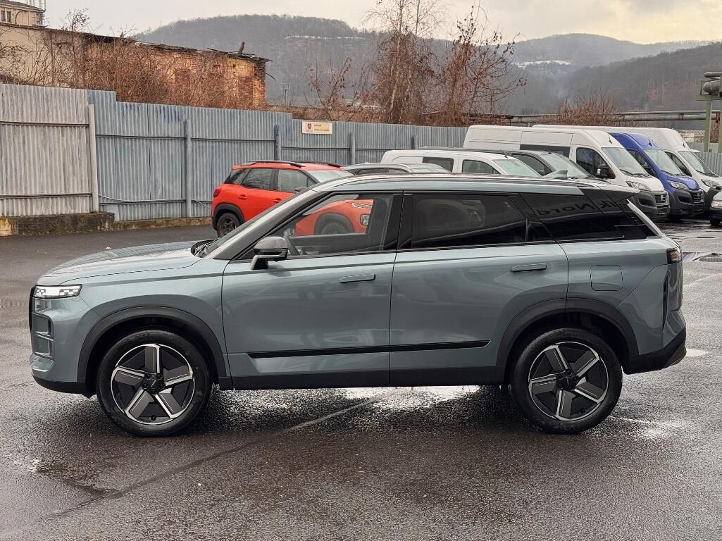 Jaecoo 7, 1,6 TGI 7AT Exclusive 4x4 - fotka 6