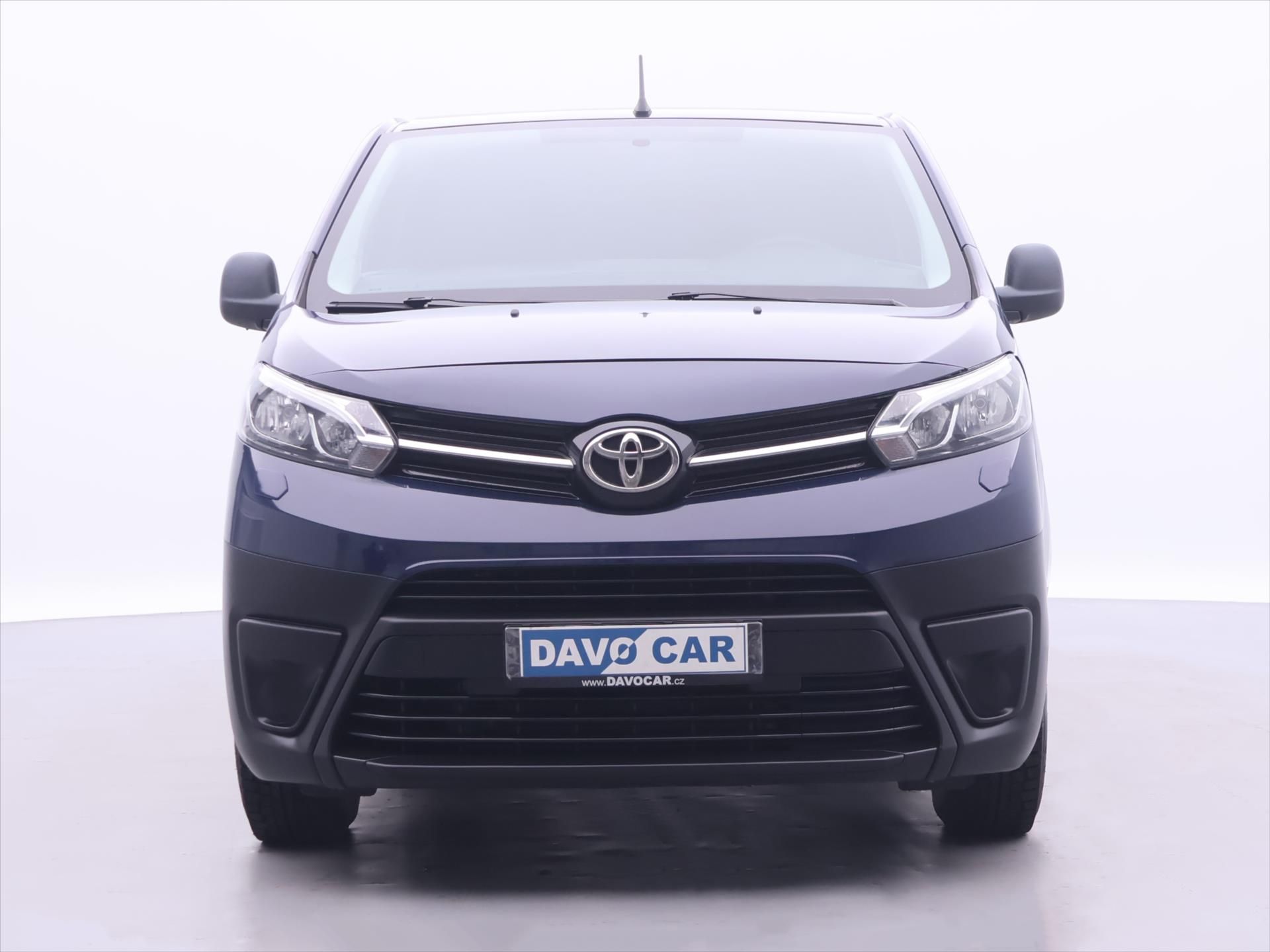 Toyota Proace, 2,0 D-4D 90kW L2 6-míst CZ DPH - fotka 2