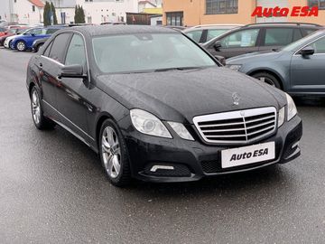 3.0 CDI,AT