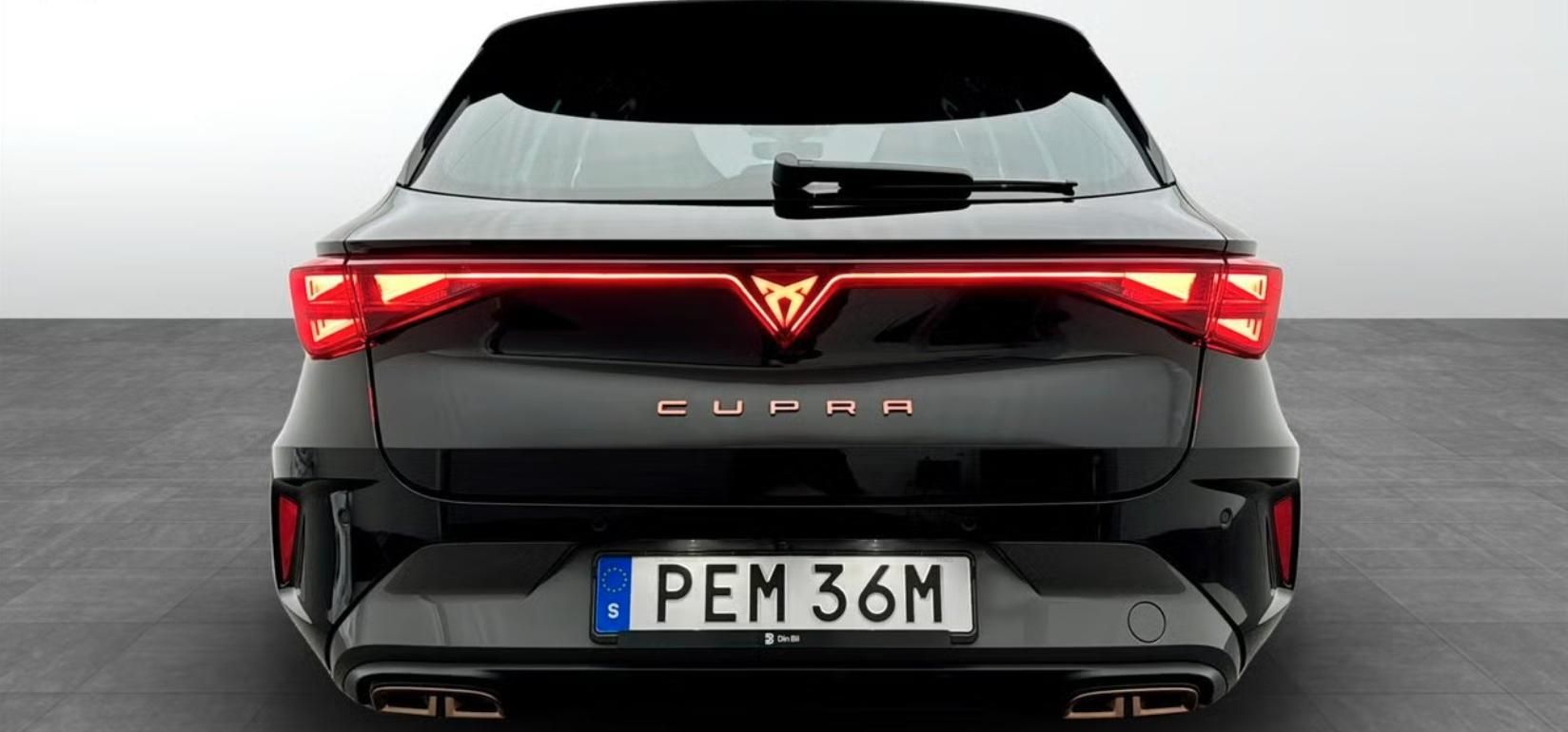 Cupra Leon, Sportstourer VZ 1.5 e-Hybrid - fotka 5
