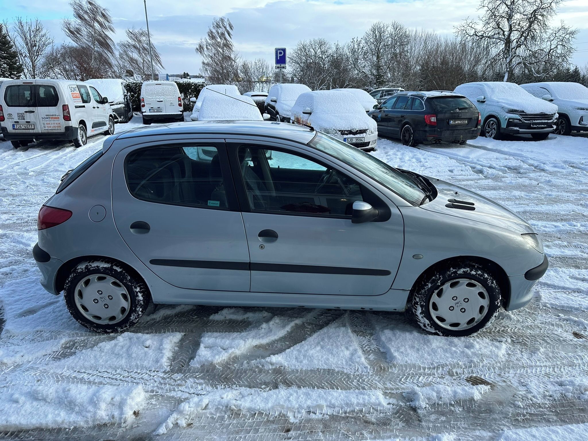 Peugeot 206, 2,0 HDi 66kW  2 sady kol - fotka 6