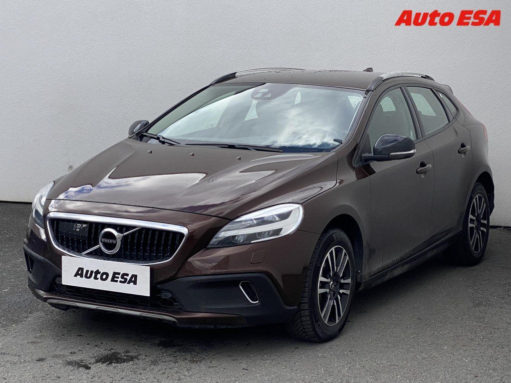 Volvo V40, 2.0 D3,Cross Country,AT - fotka 3