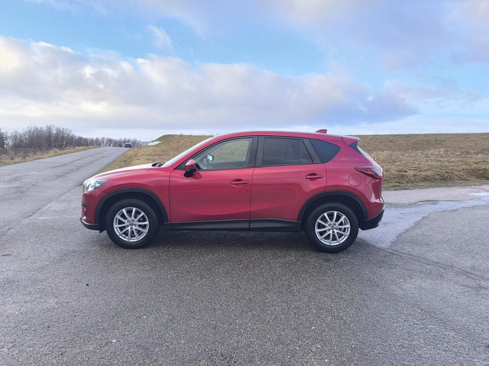 Mazda CX-5, 2.2 4x4 TAŽNÉ, DOLOŽENÉ KM - fotka 4