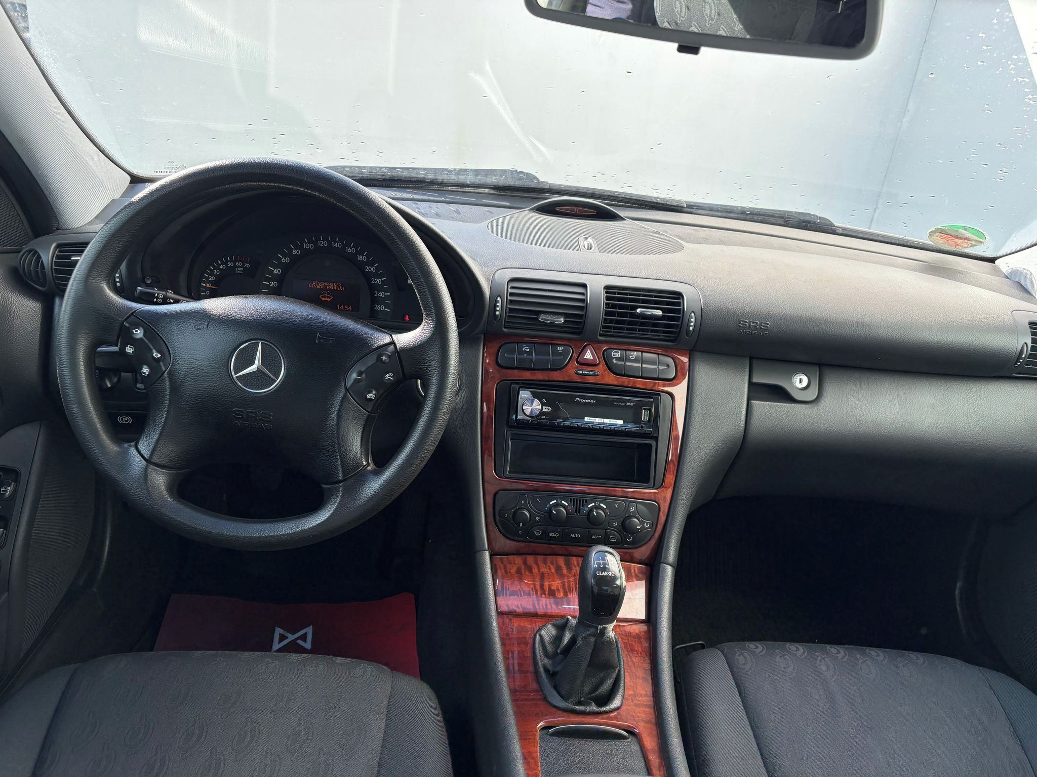 Mercedes-Benz Třídy C, 1.7, 105kW, Kompressor - fotka 5