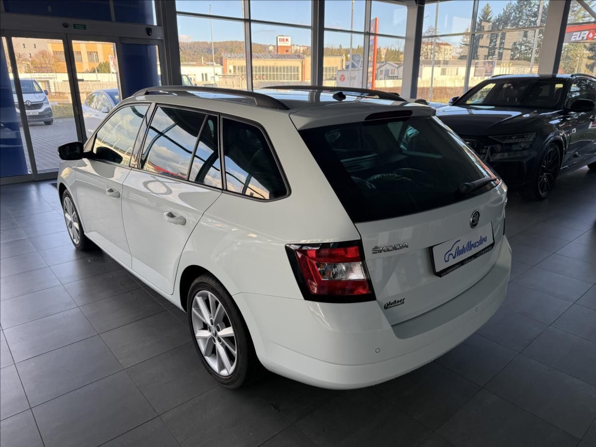 Škoda Fabia, 1,2   TSI 81kW,SERVISKA - fotka 4